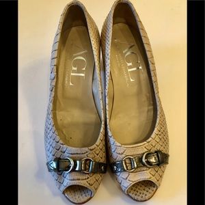 AGL leather snake skill heels